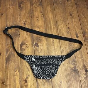 Waist Fanny pack belt bag black and white Aztec print